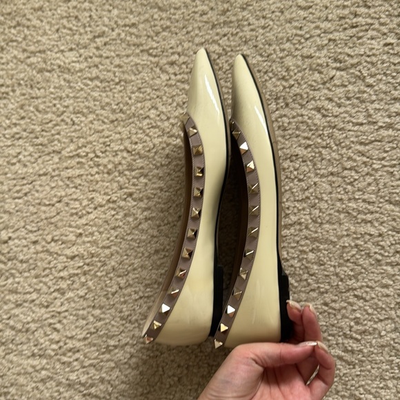 Valentino Garavani Rockstud Pointed Toe Ballerina Flat